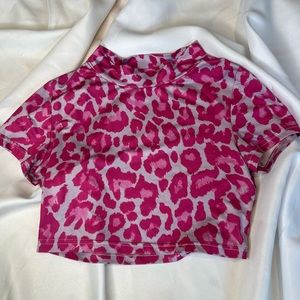Pink leapord top